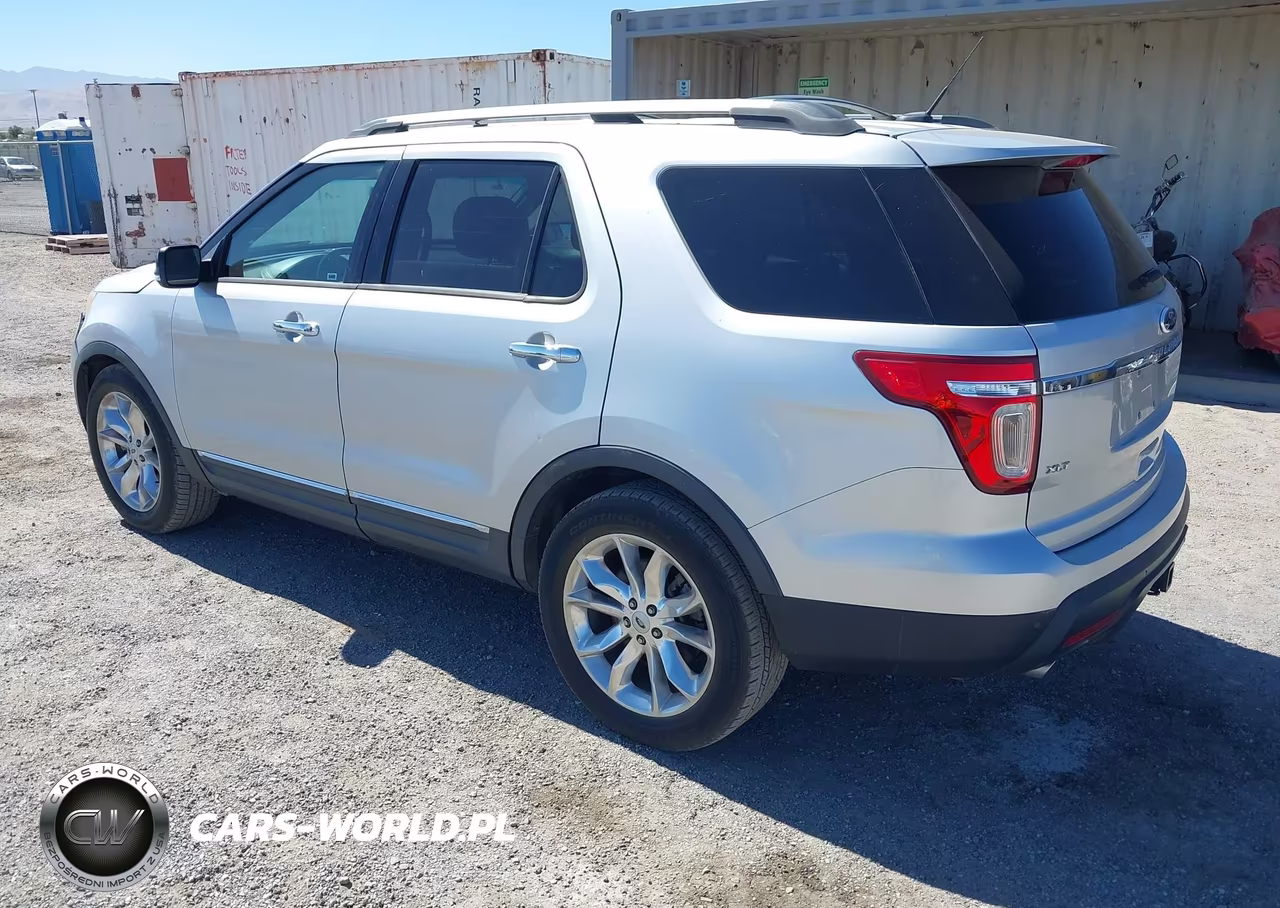 2014 Ford Explorer Xlt VIN:1FM5K7D84EGA54758 - 3