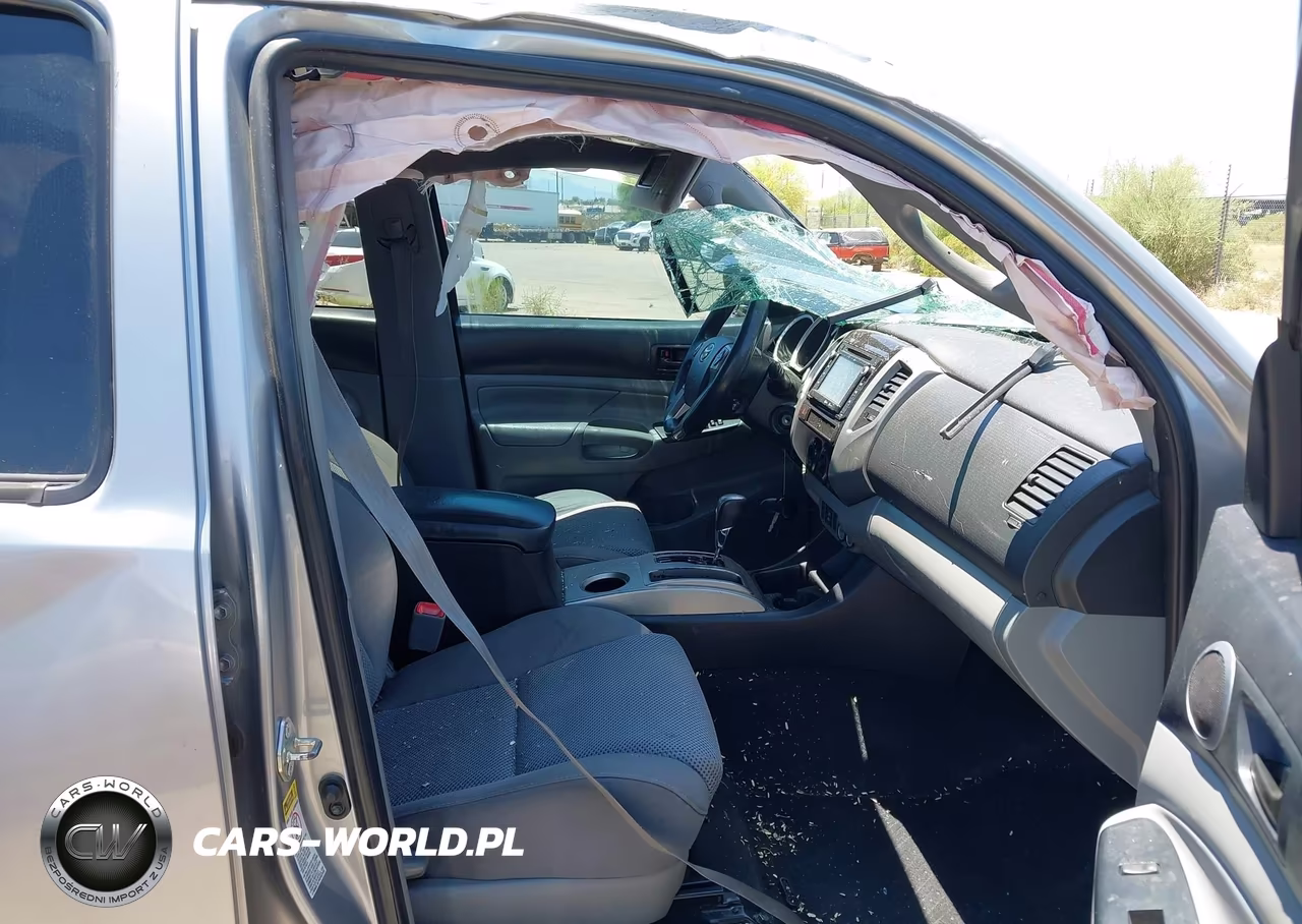 2014 Toyota Tacoma Prerunner V6 VIN:3TMJU4GNXEM170985 - 5