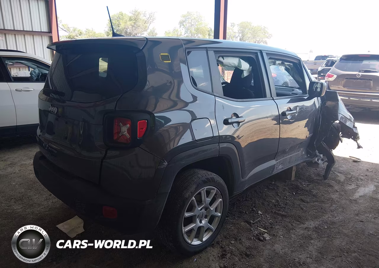 2023 Jeep Renegade Latitude 4X4 VIN:ZACNJDB13PPP16165 - 4