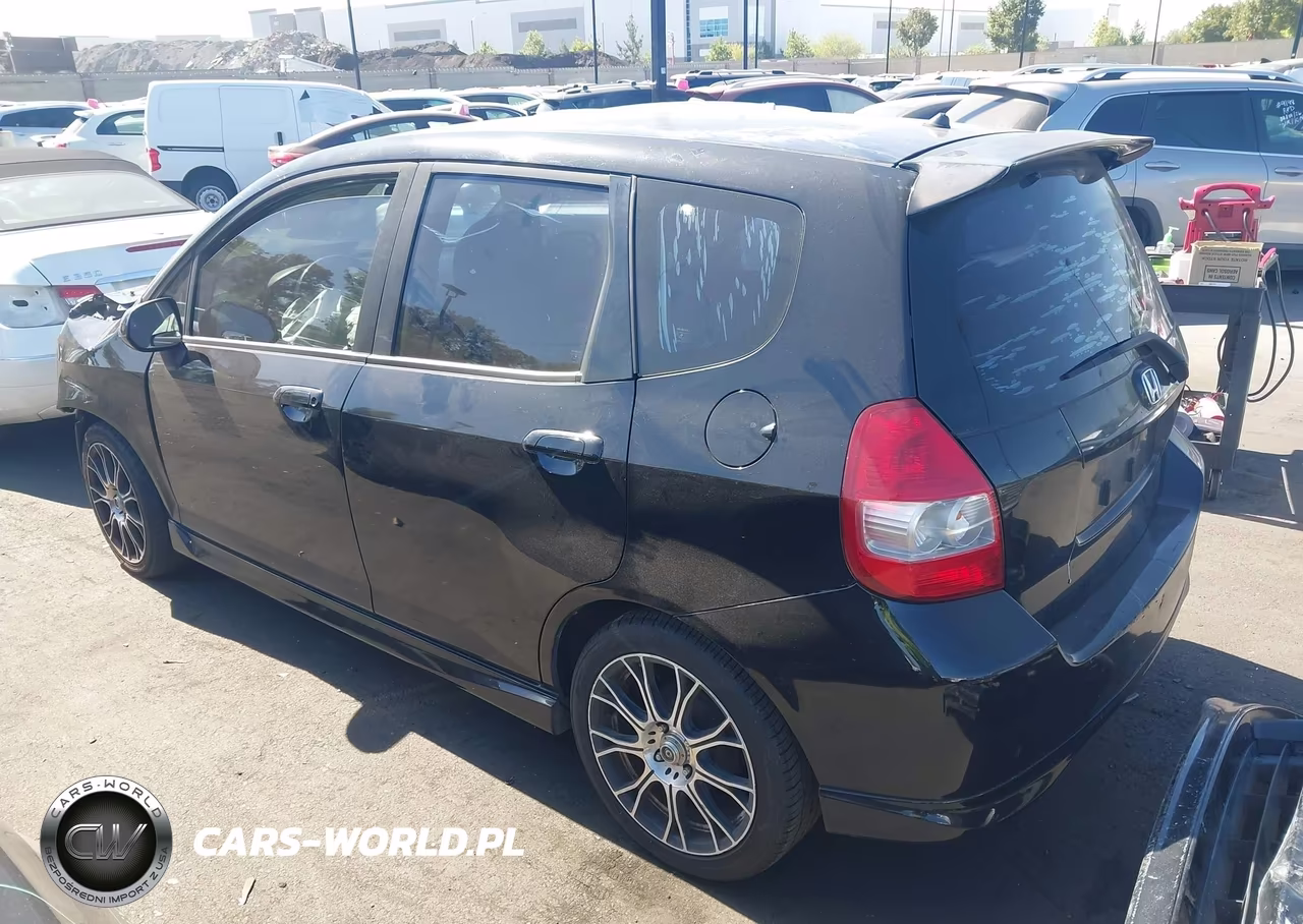 2007 Honda Fit Sport VIN:JHMGD37657S061677 - 3