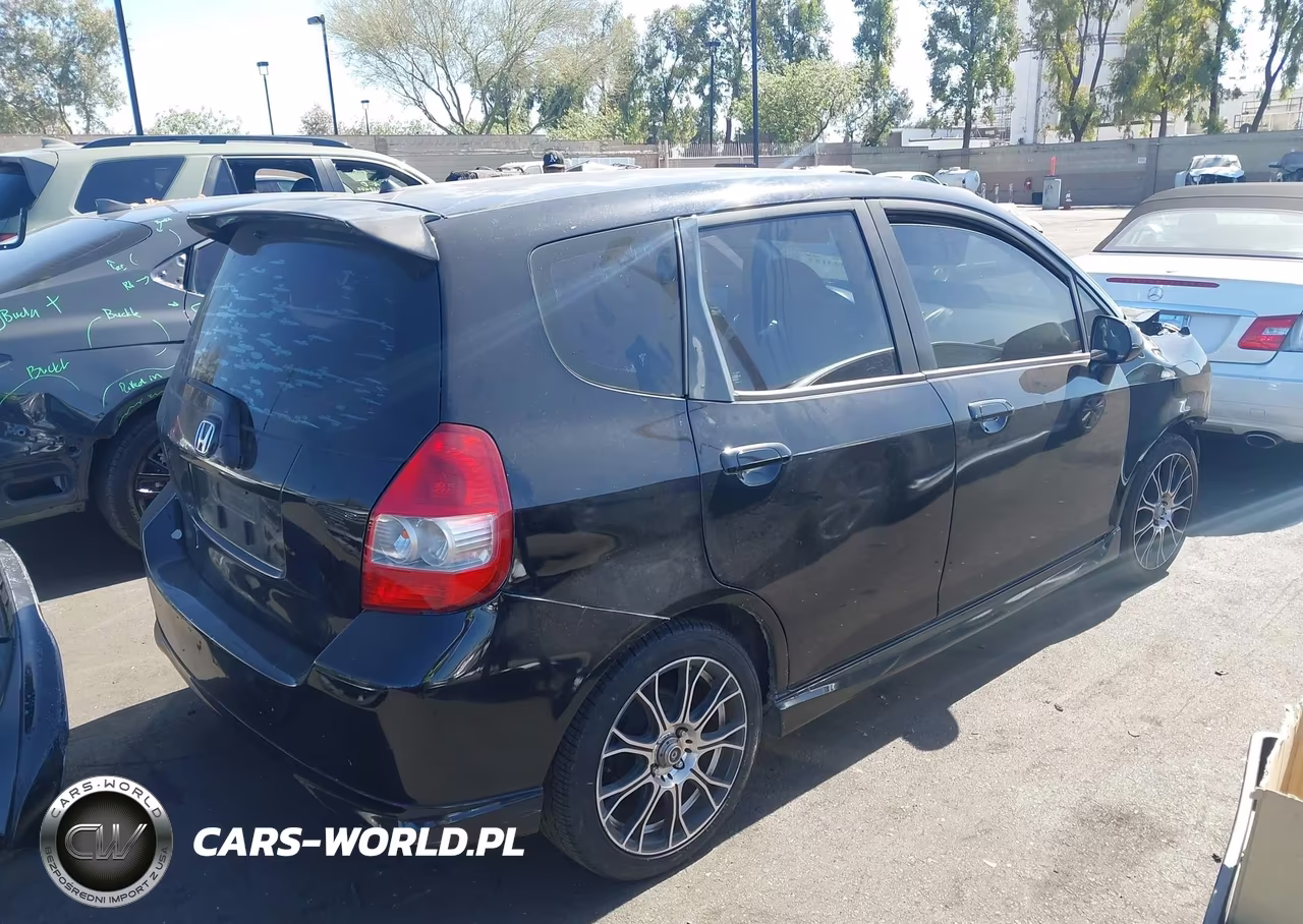 2007 Honda Fit Sport VIN:JHMGD37657S061677 - 4