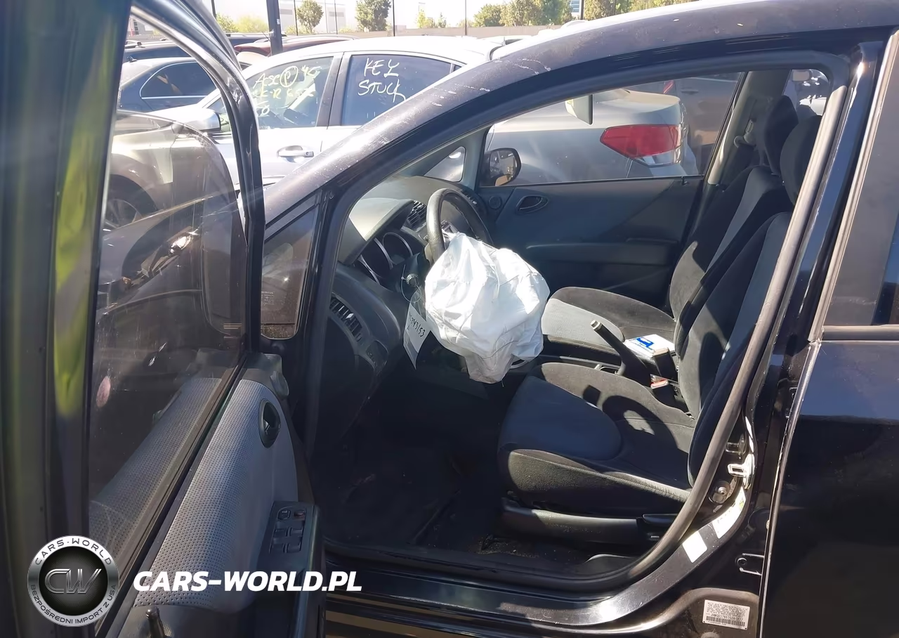 2007 Honda Fit Sport VIN:JHMGD37657S061677 - 5