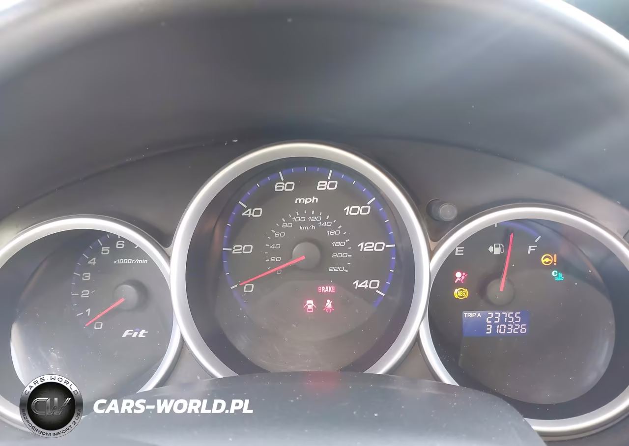 2007 Honda Fit Sport VIN:JHMGD37657S061677 - 7