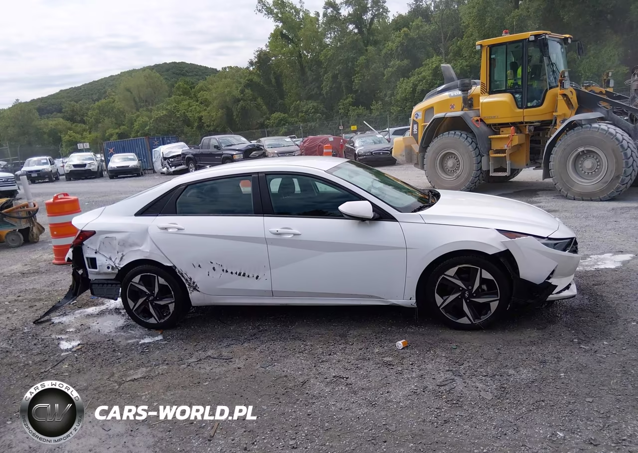 2023 Hyundai Elantra Sel VIN:5NPLS4AG2PH114699 - 13