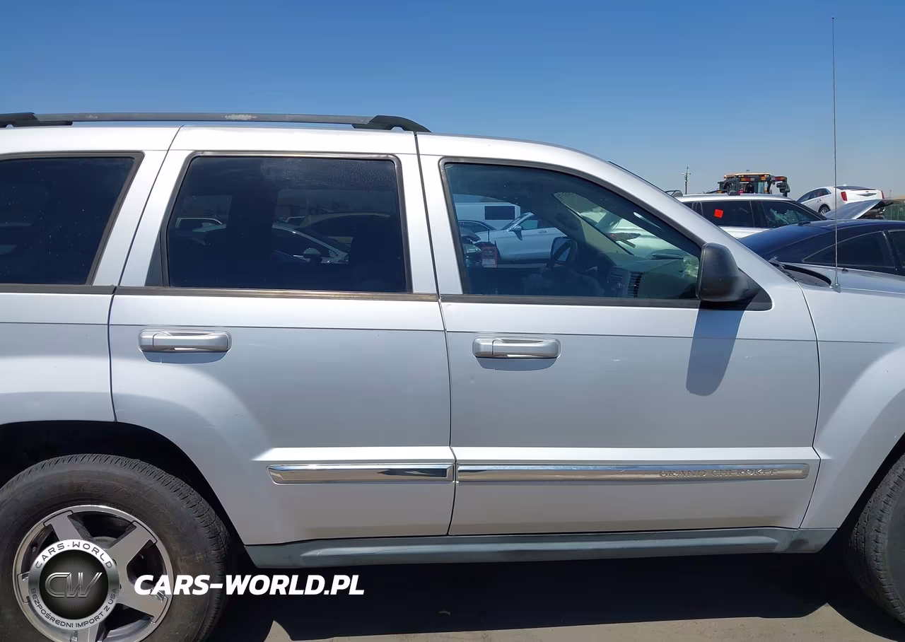 2007 Jeep Grand Cherokee Laredo VIN:1J8GS48K97C645947 - 14