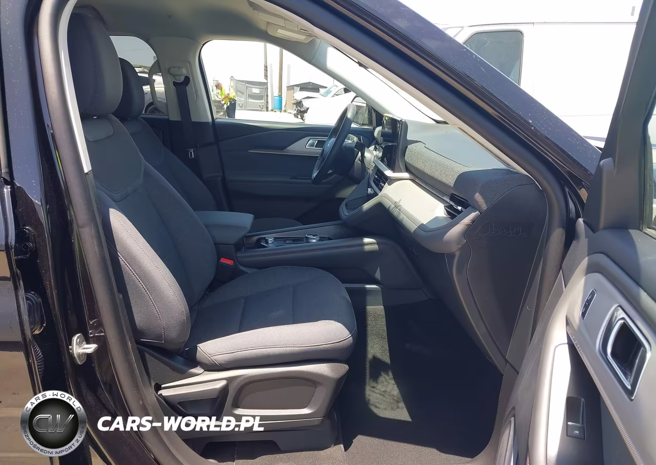 2026 Ford Explorer Active VIN:1FMUK7DH3TGA46109 - 5