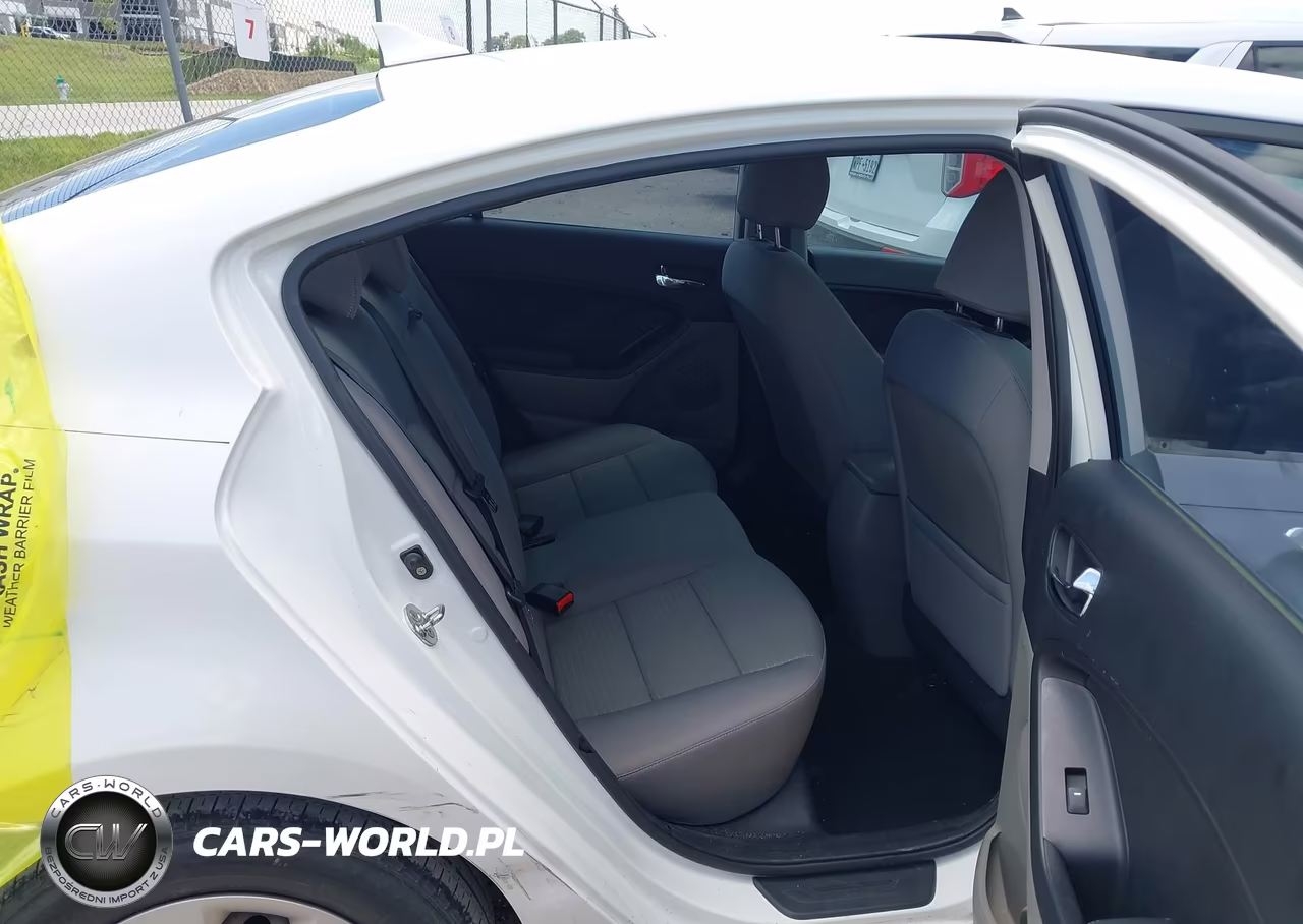2016 Kia Forte Lx VIN:KNAFX4A63G5497152 - 8