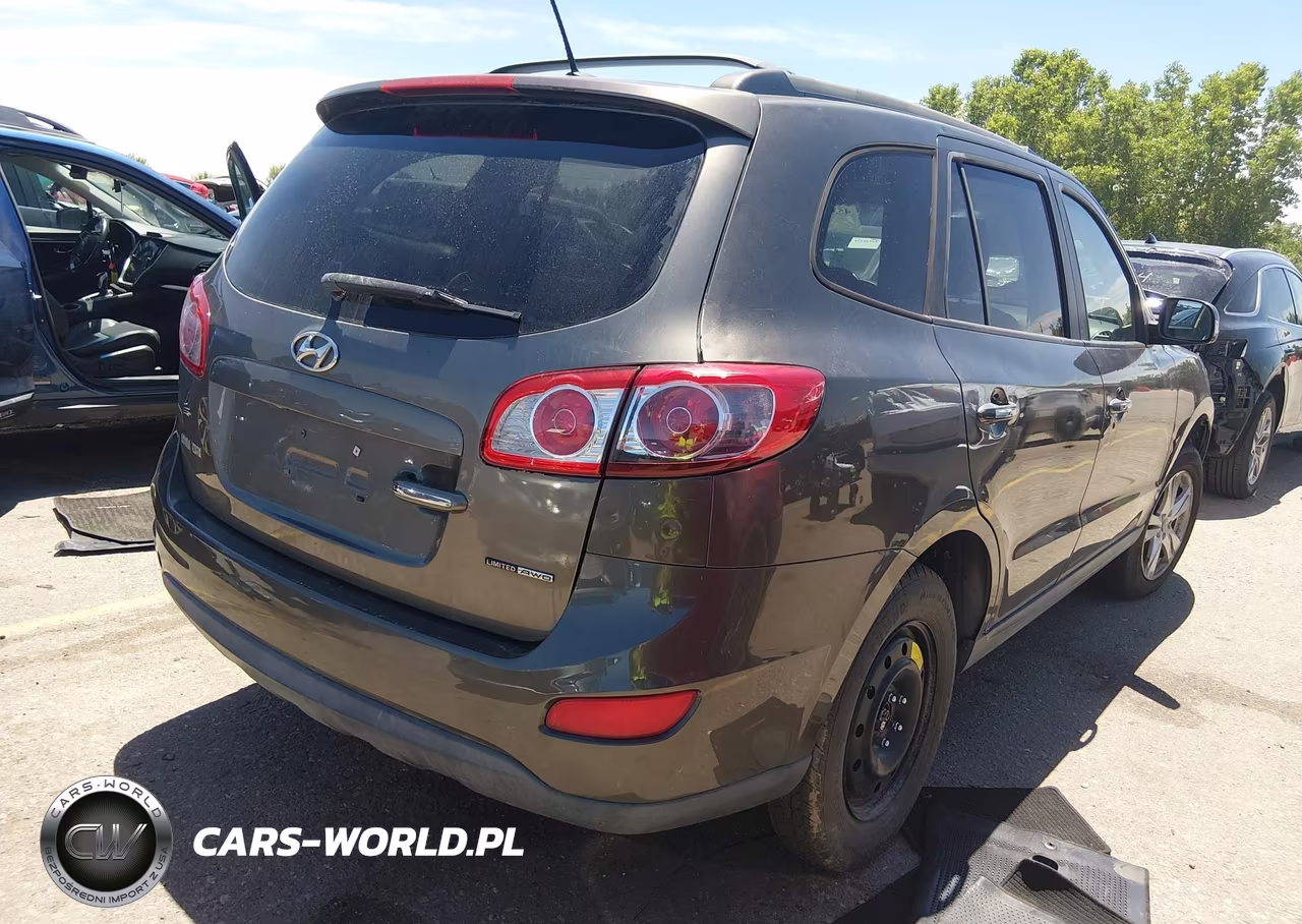 2012 Hyundai Santa Fe Limited V6 VIN:5XYZKDAG1CG120408 - 4