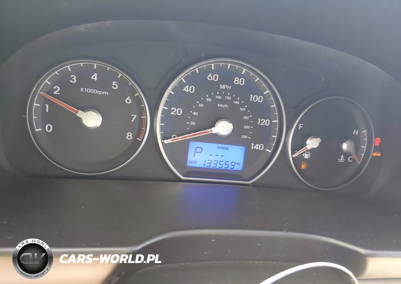 2012 Hyundai Santa Fe Limited V6 VIN:5XYZKDAG1CG120408 - 7