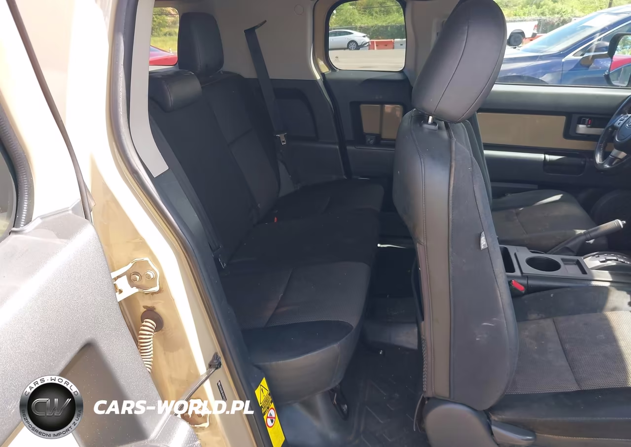 2014 Toyota Fj Cruiser VIN:JTEBU4BF6EK187550 - 8