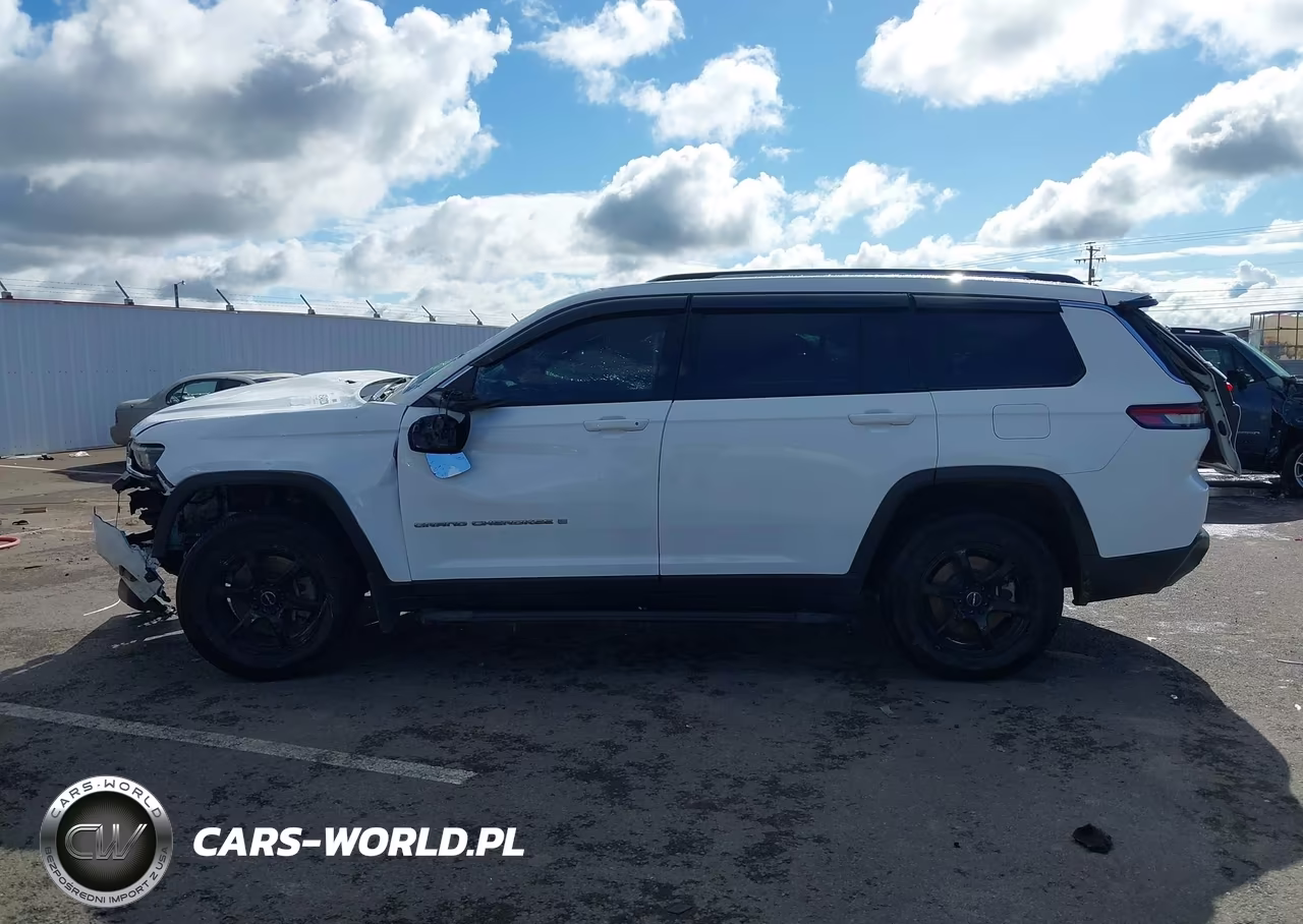 2023 Jeep Grand Cherokee L Laredo 4X4 VIN:1C4RJKAG6P8793828 - 14