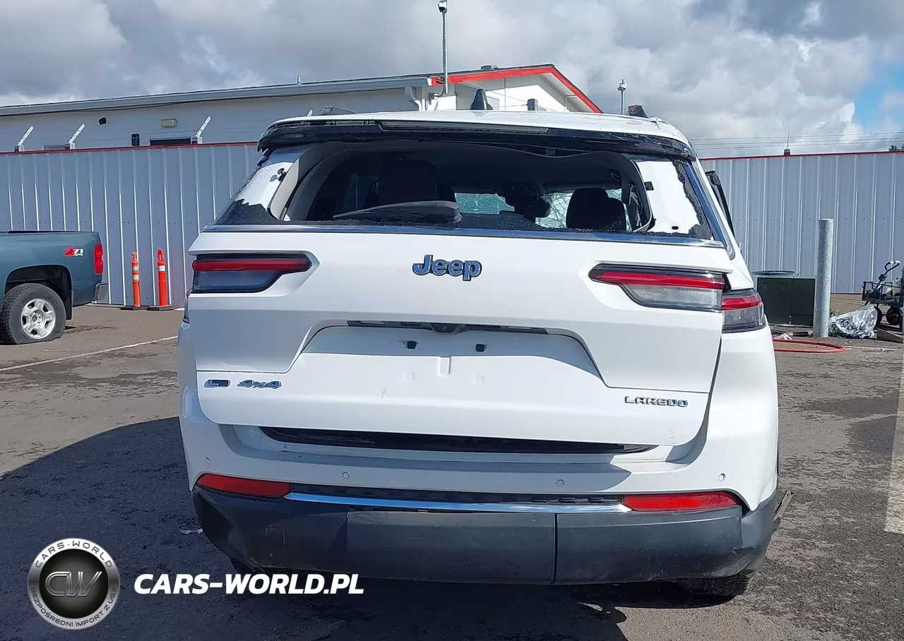 2023 Jeep Grand Cherokee L Laredo 4X4 VIN:1C4RJKAG6P8793828 - 19