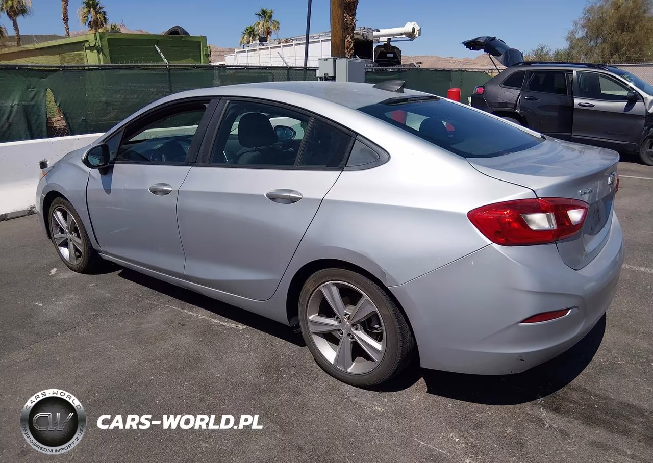 2016 Chevrolet Cruze Ls Auto VIN:1G1BC5SM2G7261850 - 3