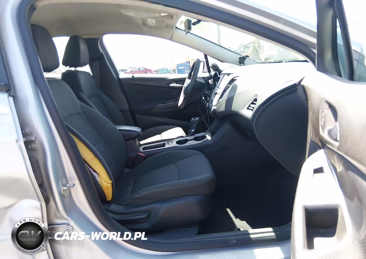2016 Chevrolet Cruze Ls Auto VIN:1G1BC5SM2G7261850 - 5