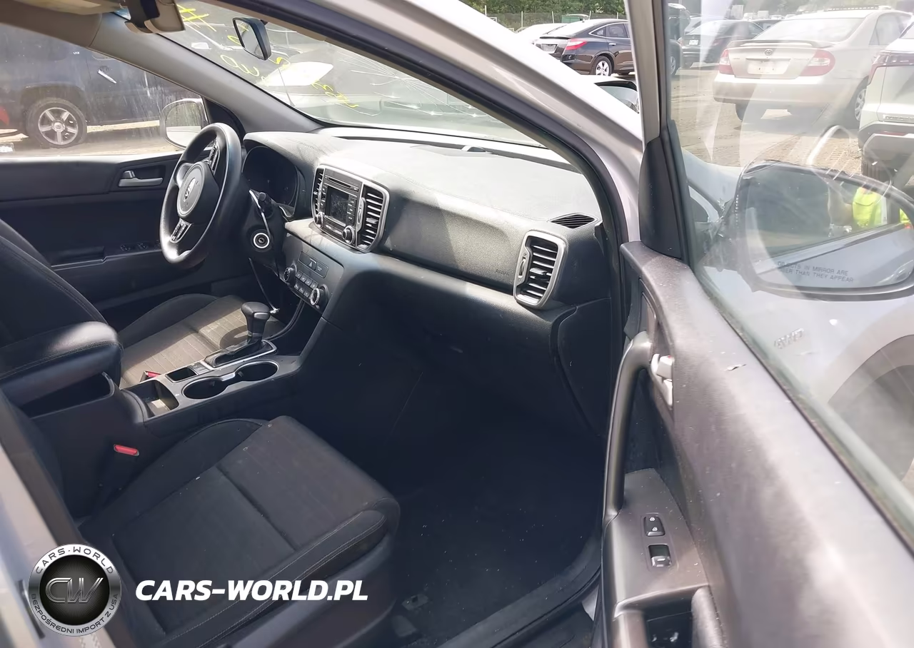2018 Kia Sportage Lx VIN:KNDPMCACXJ7437879 - 5
