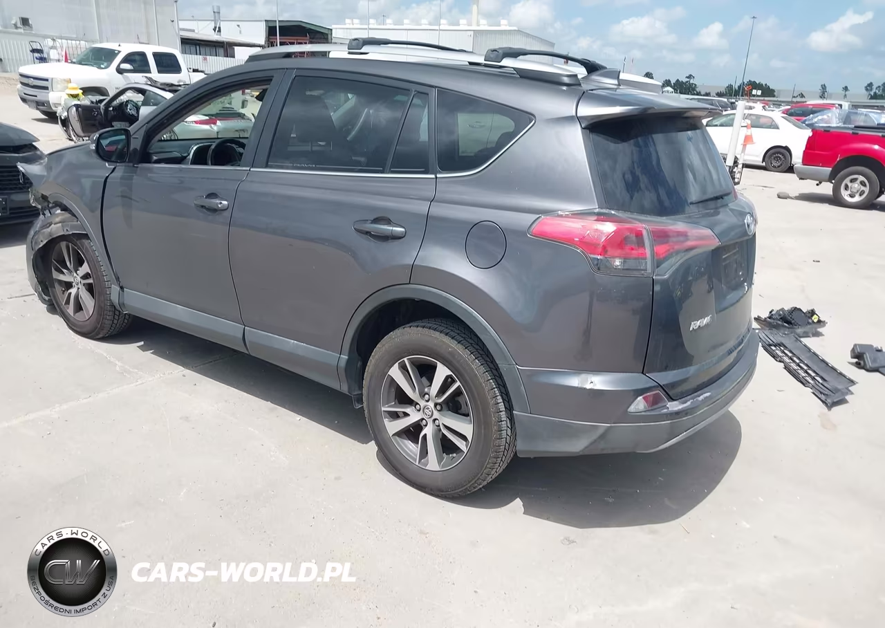 2018 Toyota Rav4 Xle VIN:2T3WFREV0JW432246 - 3