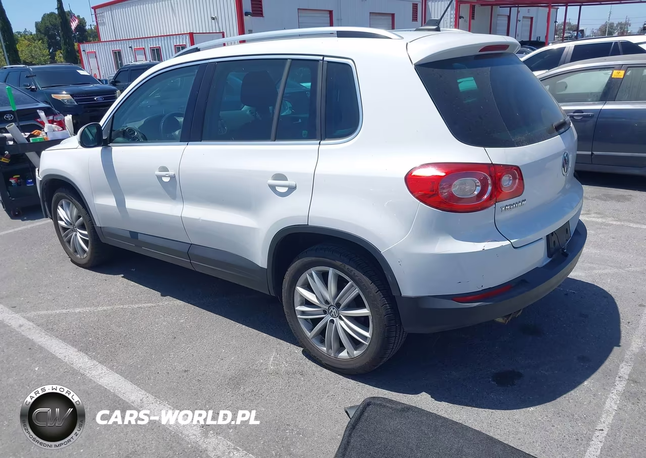 2011 Volkswagen Tiguan Sel VIN:WVGBV7AX6BW534596 - 3