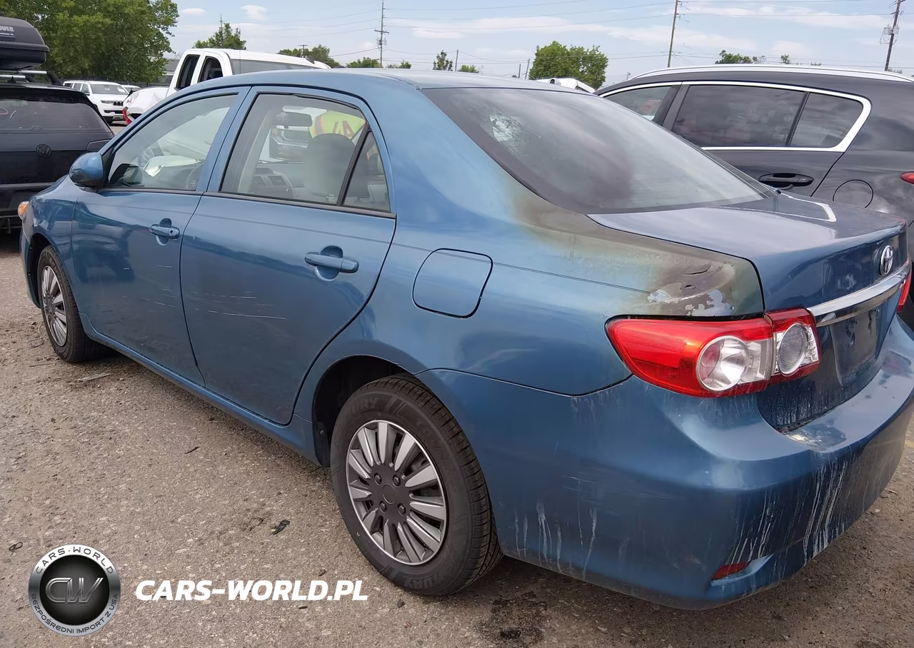 2013 Toyota Corolla L VIN:5YFBU4EE8DP206865 - 3