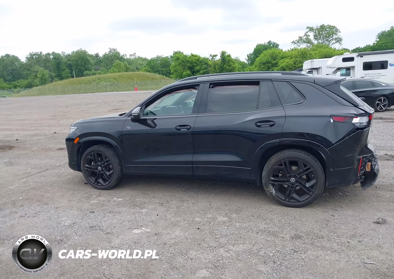 2025 Volkswagen Tiguan 2.0T Se R-Line Black VIN:3VVGR7RM4SM026525 - 14