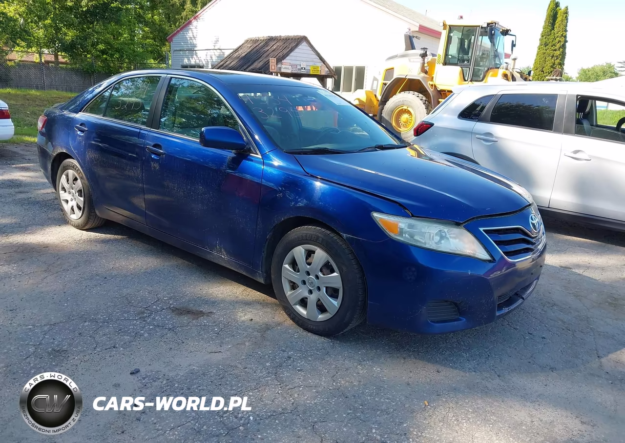 2011 Toyota Camry – zdjęcie 1 z 15
