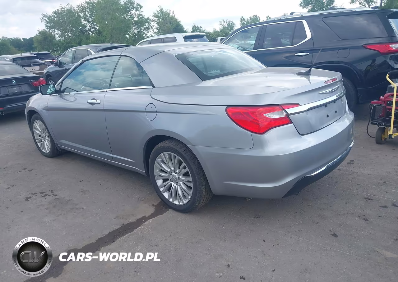2013 Chrysler 200 Limited VIN:1C3BCBFGXDN693530 - 3