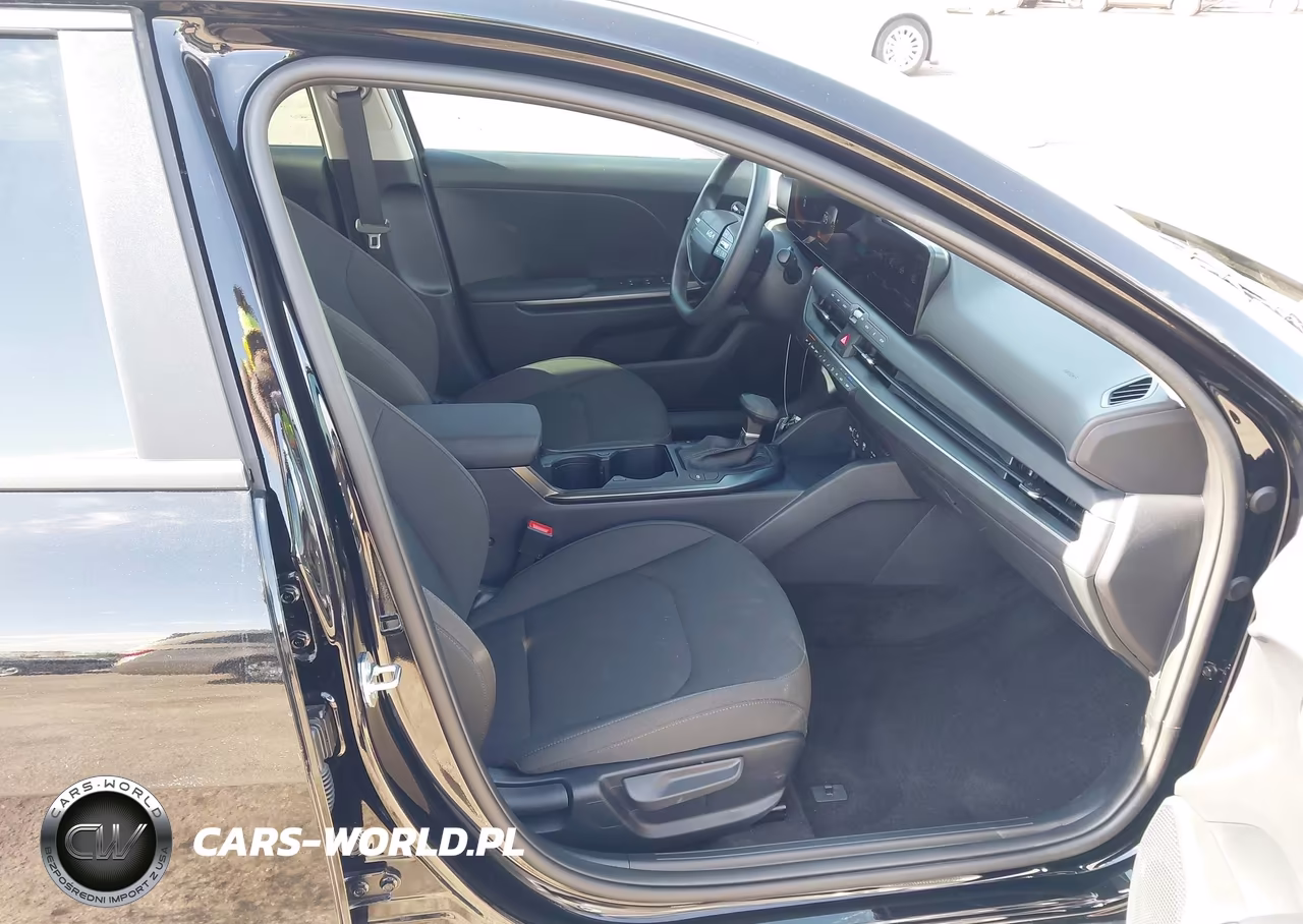 2026 Kia K4 Lxs VIN:3KPFT4DE2TE320009 - 5