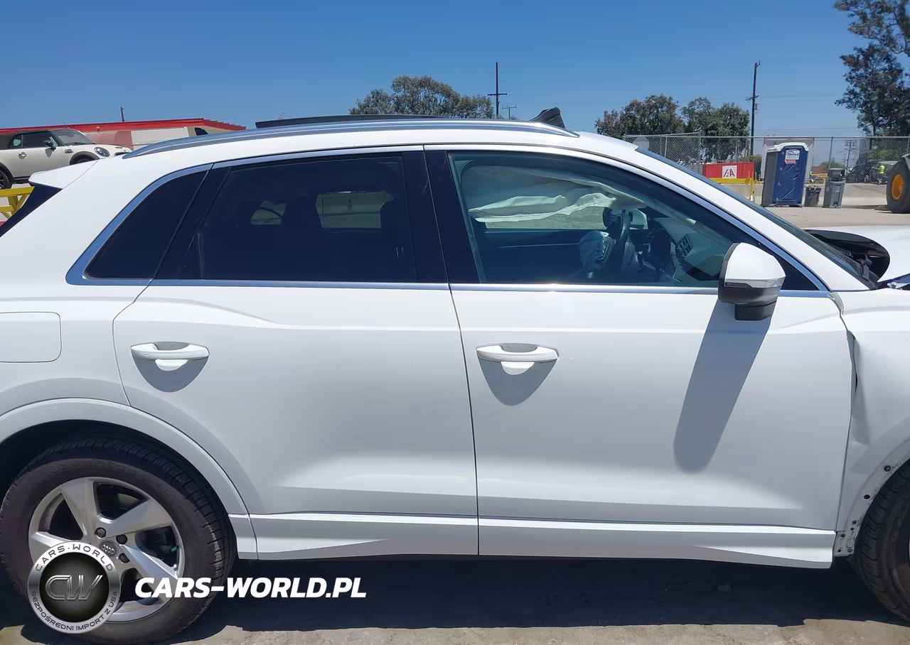 2020 Audi Q3 Premium 45 Tfsi Quattro Tiptronic VIN:WA1AECF35L1029043 - 13