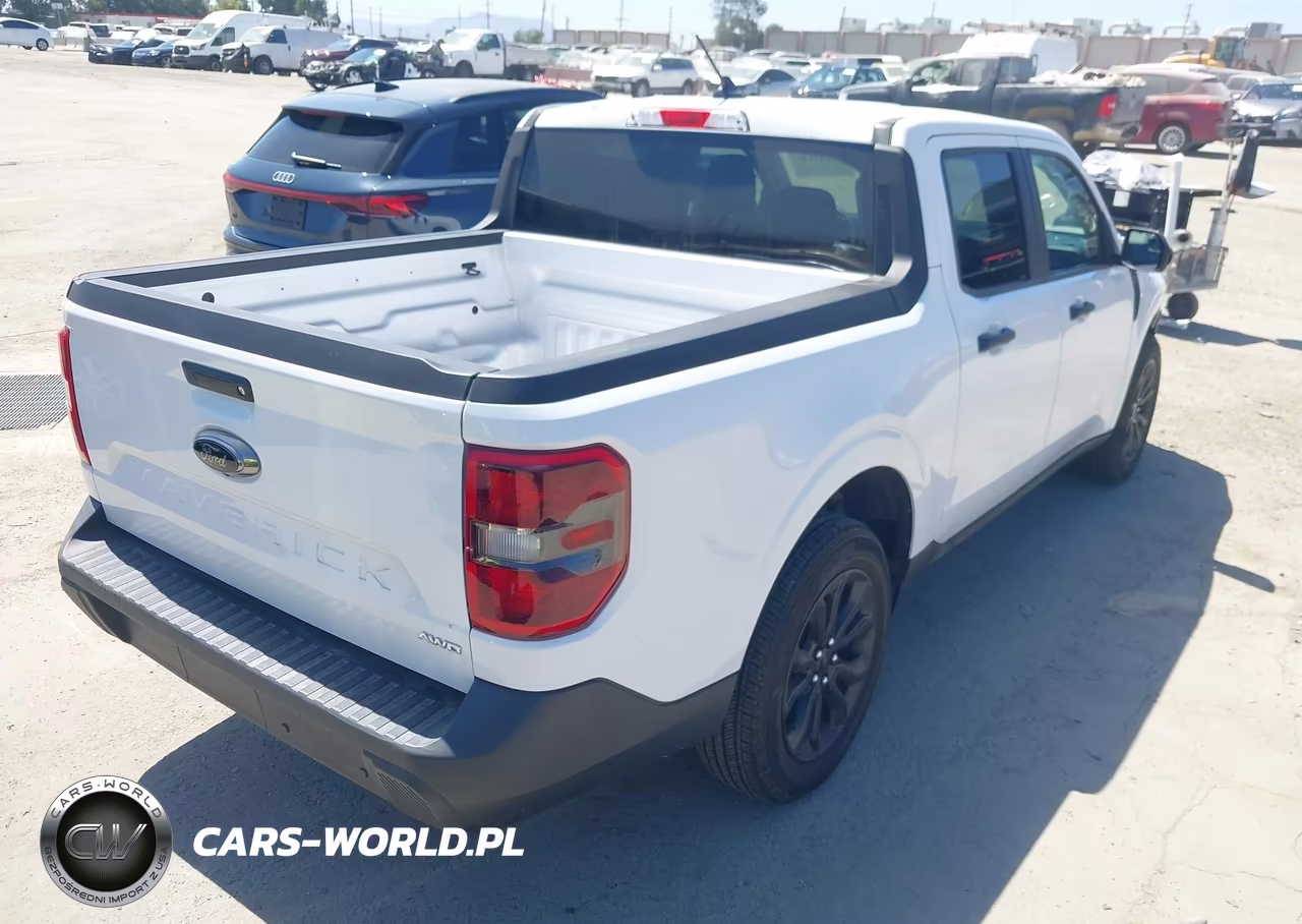 2023 Ford Maverick Xlt VIN:3FTTW8F96PRA04578 - 4