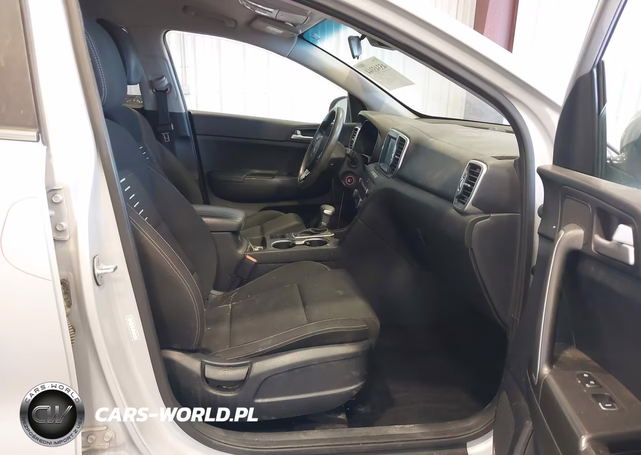 2018 Kia Sportage Lx VIN:KNDPMCAC9J7354430 - 5