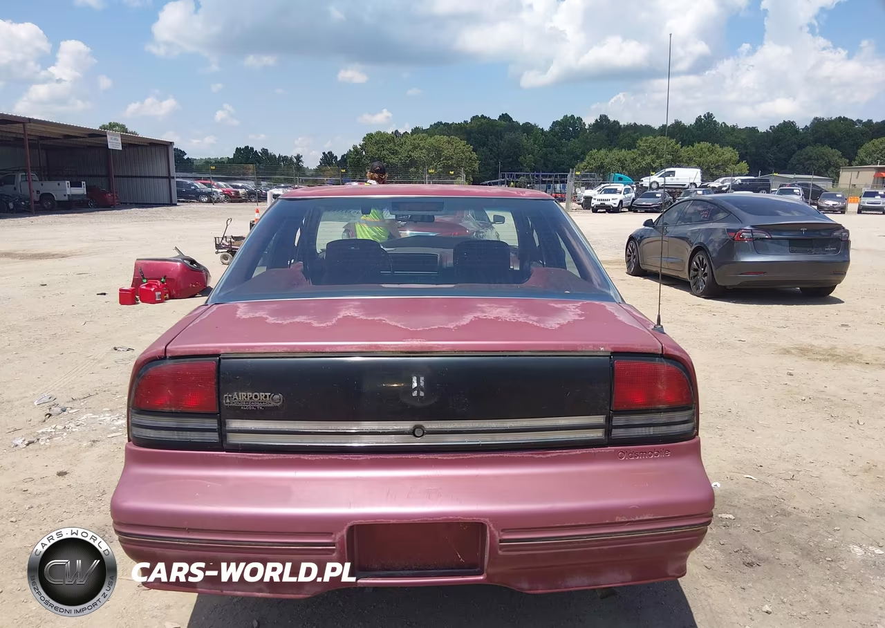 1992 Oldsmobile Cutlass Supreme S VIN:1G3WH54T4ND322659 - 16