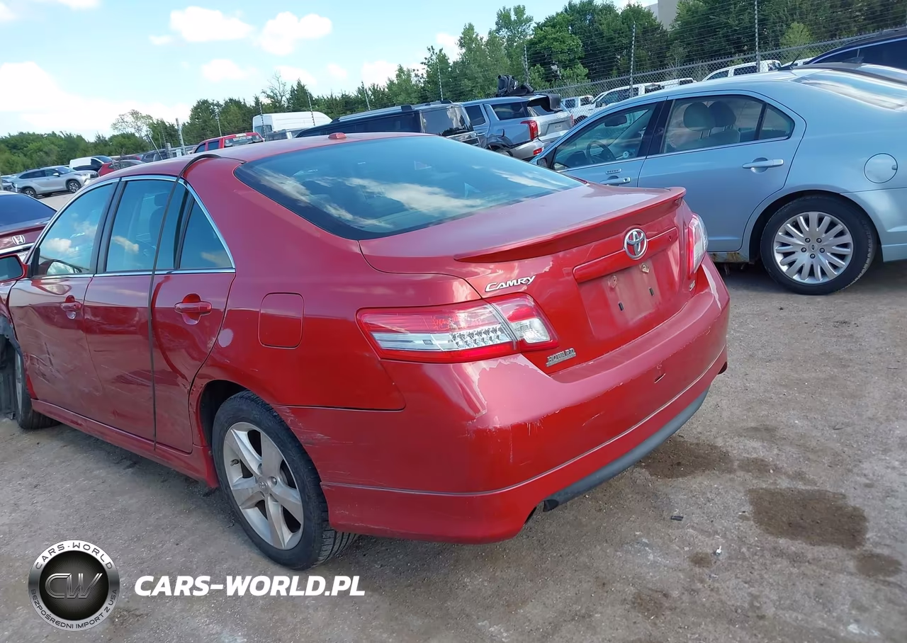 2010 Toyota Camry Se VIN:4T1BF3EK9AU055183 - 3