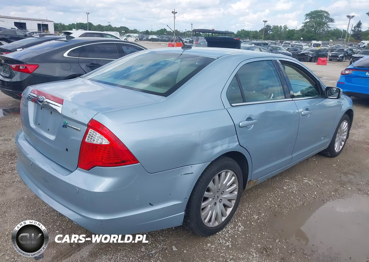 2011 Ford Fusion Hybrid VIN:3FADP0L36BR280163 - 4