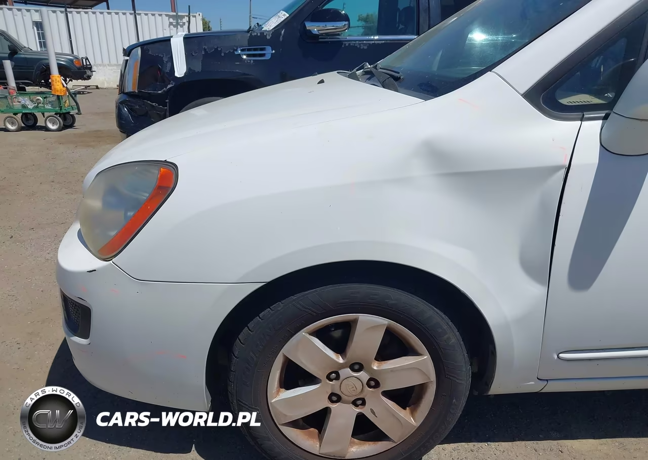 2008 Kia Rondo Lx V6 VIN:KNAFG526887125848 - 15