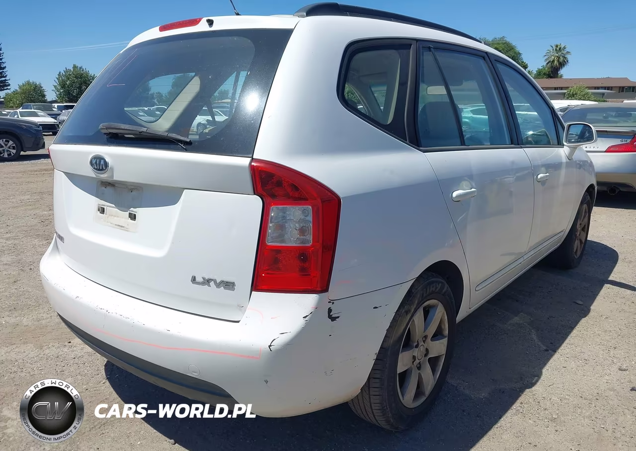 2008 Kia Rondo Lx V6 VIN:KNAFG526887125848 - 4