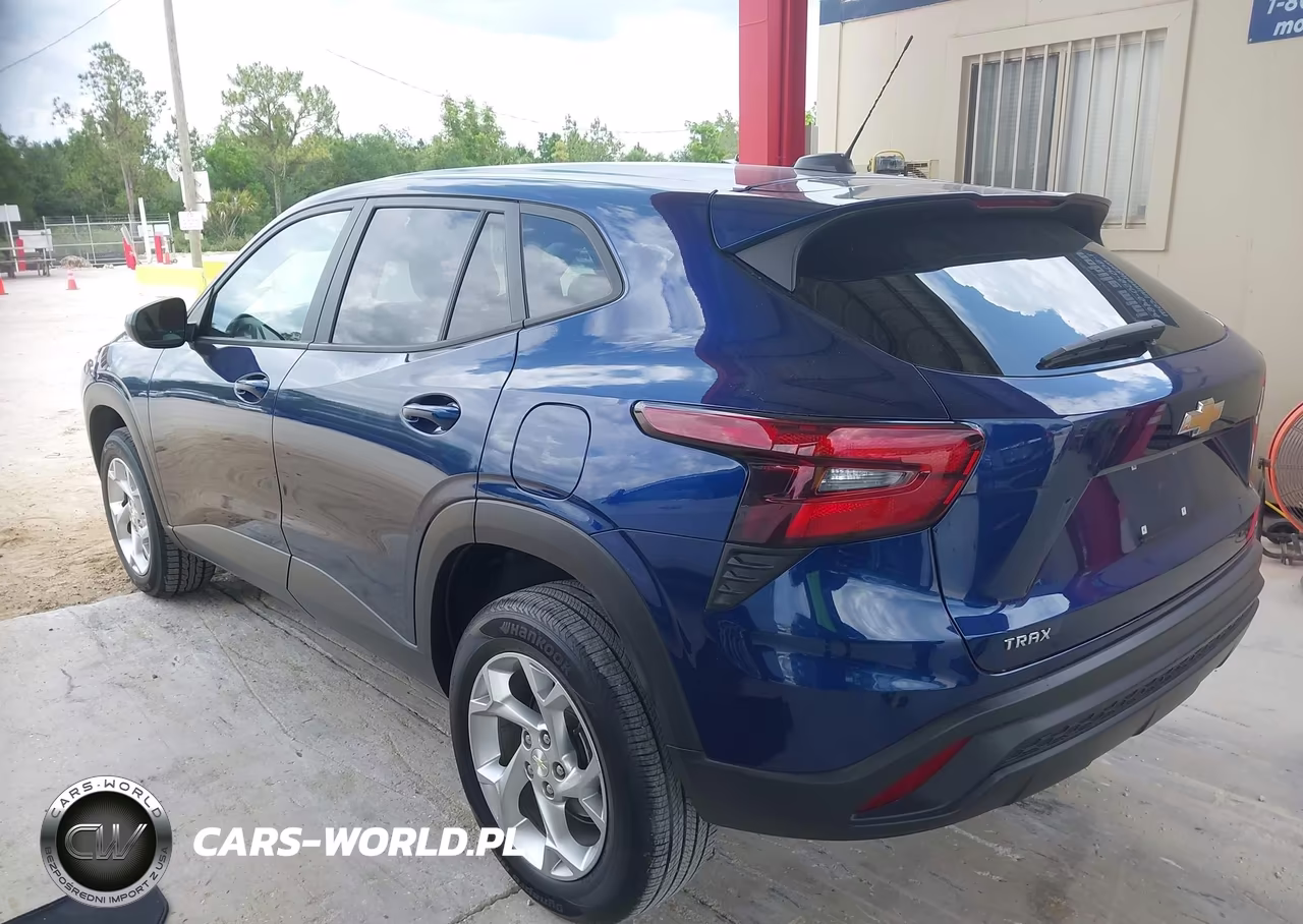 2024 Chevrolet Trax Fwd Sp VIN:KL77LFE21RC027073 - 3