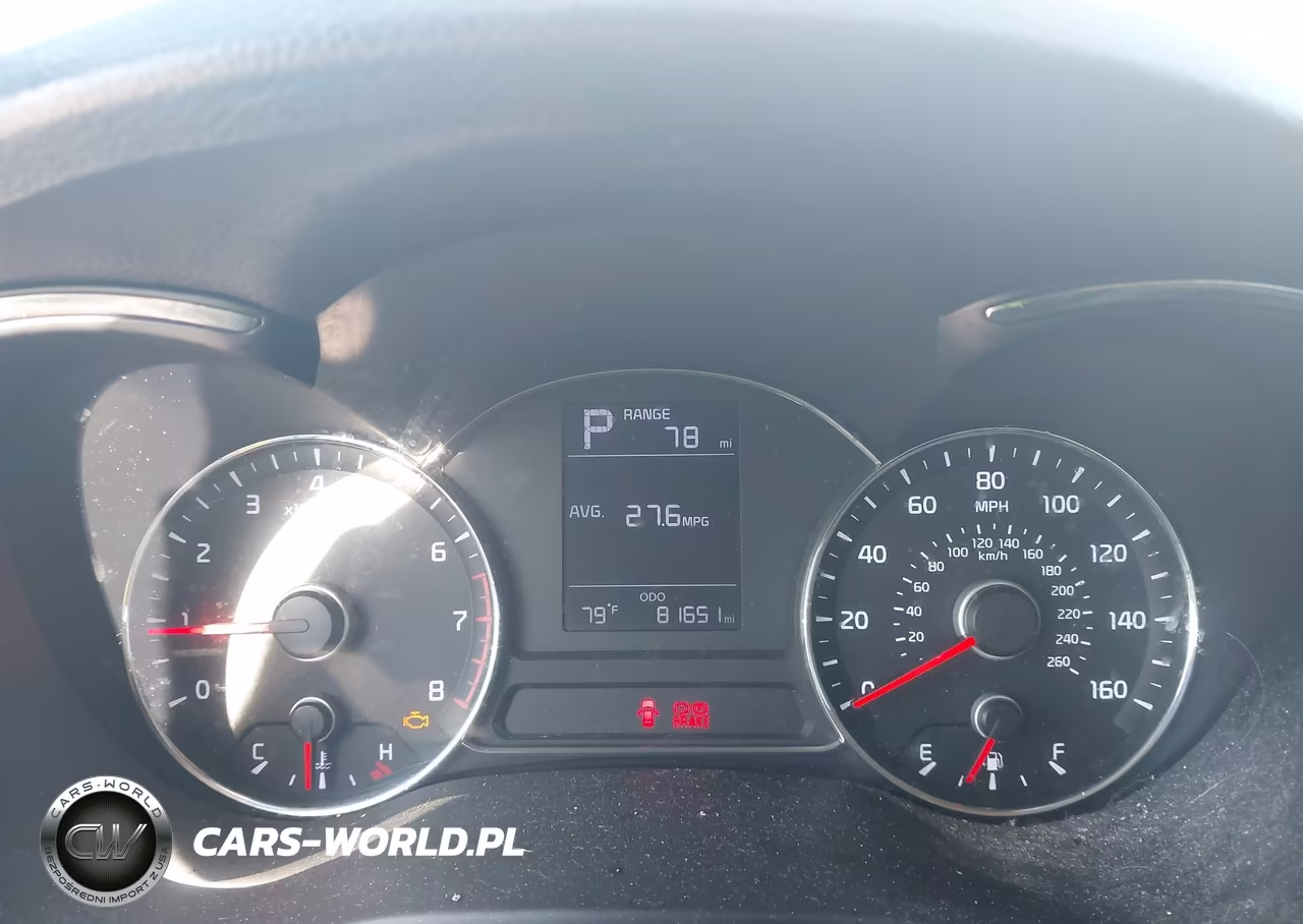 2018 Kia Forte Lx VIN:3KPFK4A70JE258857 - 7