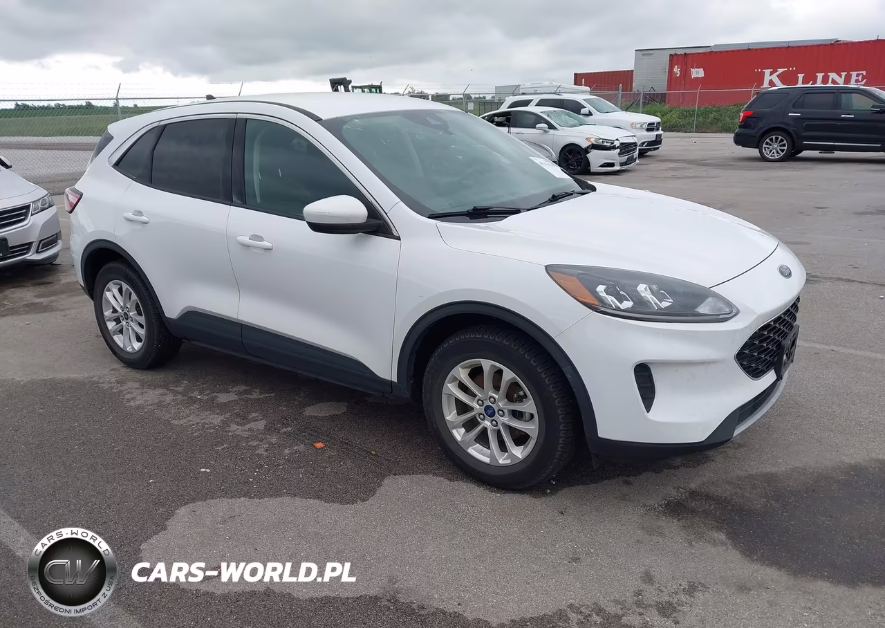 2020 Ford Escape Se