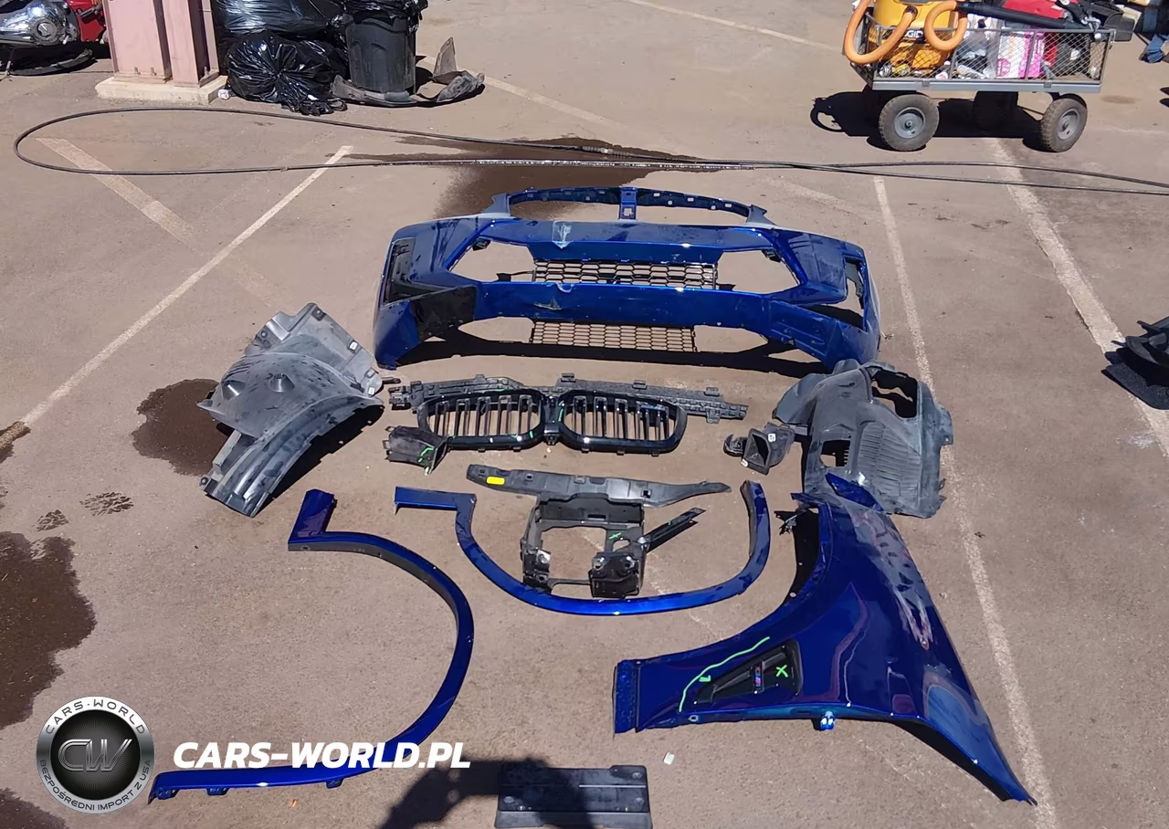 2024 BMW X3 M VIN:5YM13EC03R9X22521 - 12