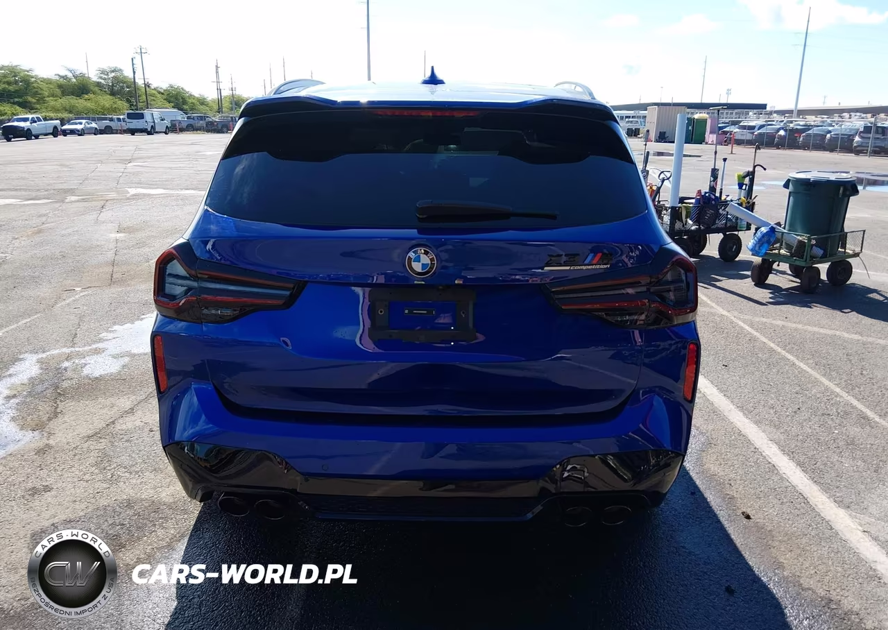 2024 BMW X3 M VIN:5YM13EC03R9X22521 - 17