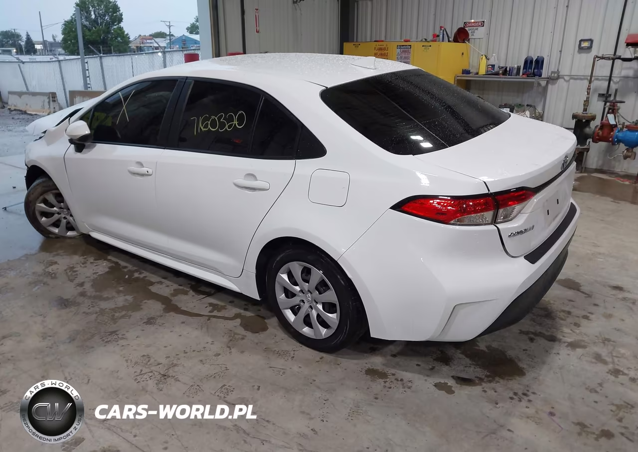 2025 Toyota Corolla Hybrid Le VIN:JTDBCMFE4S3077899 - 3