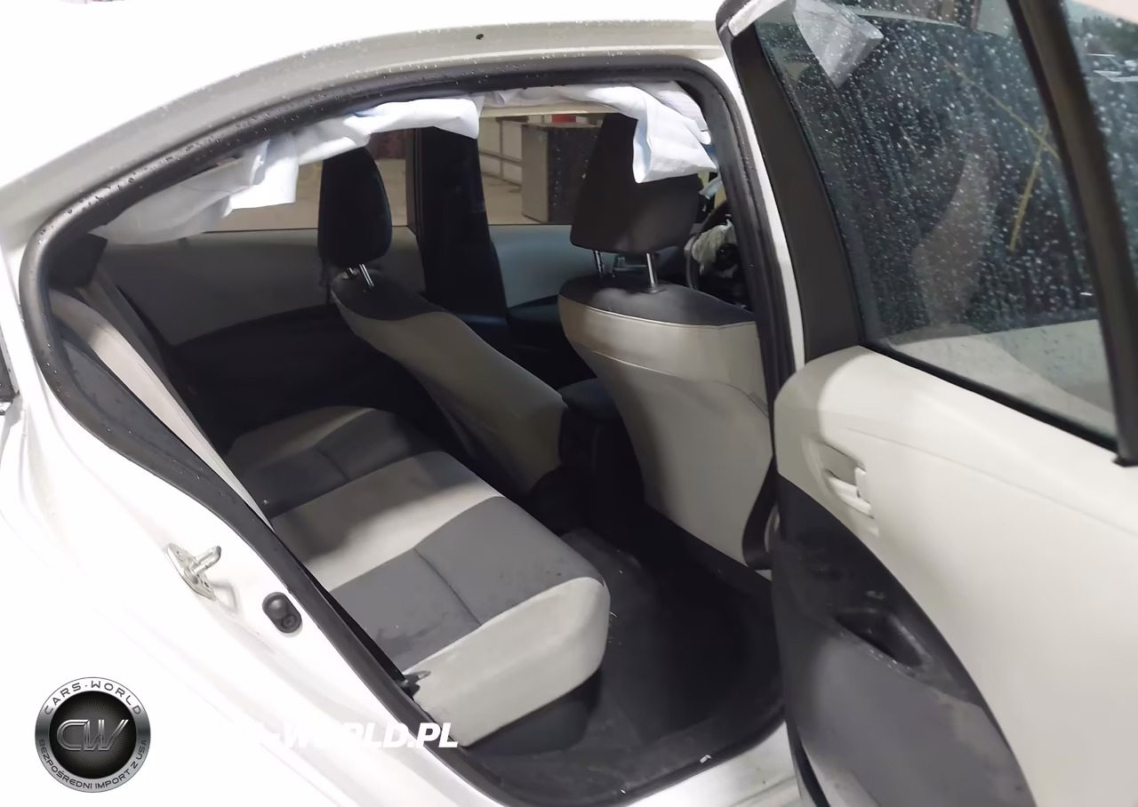 2025 Toyota Corolla Hybrid Le VIN:JTDBCMFE4S3077899 - 8