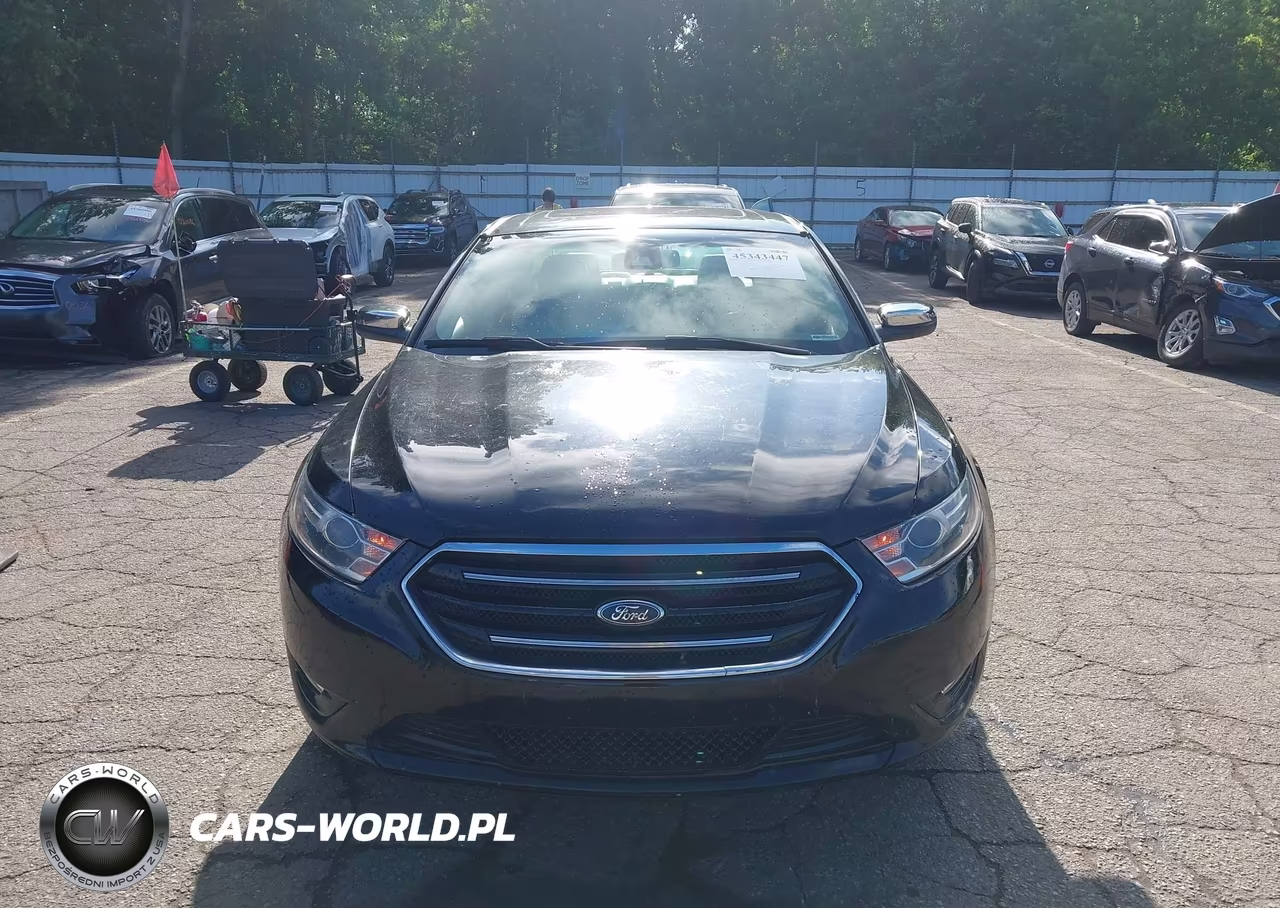 2018 Ford Taurus Limited VIN:1FAHP2F88JG120425 - 12