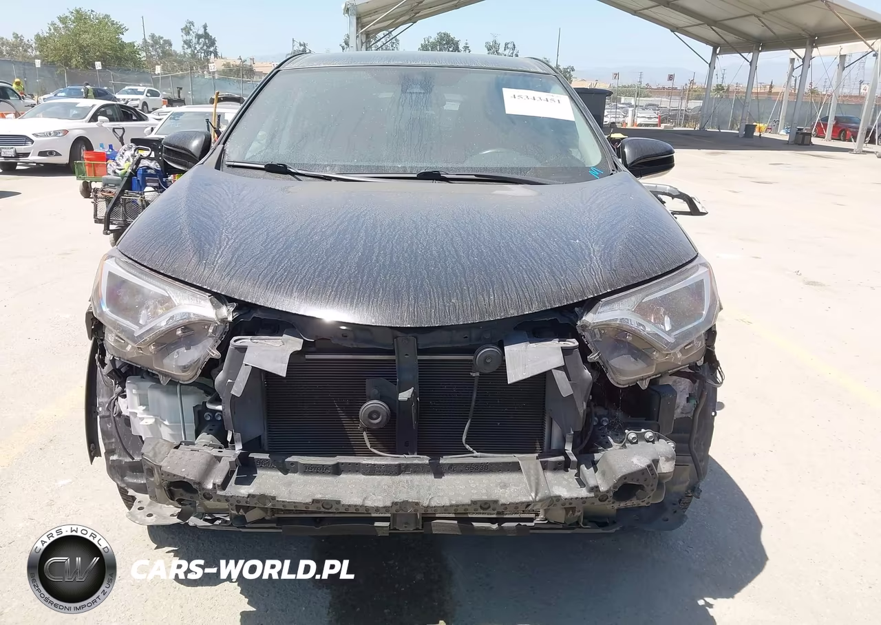 2018 Toyota Rav4 Le VIN:2T3ZFREV0JW419428 - 13