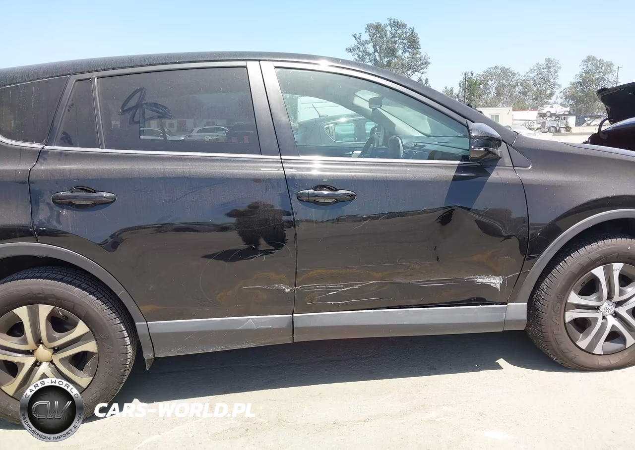 2018 Toyota Rav4 Le VIN:2T3ZFREV0JW419428 - 18