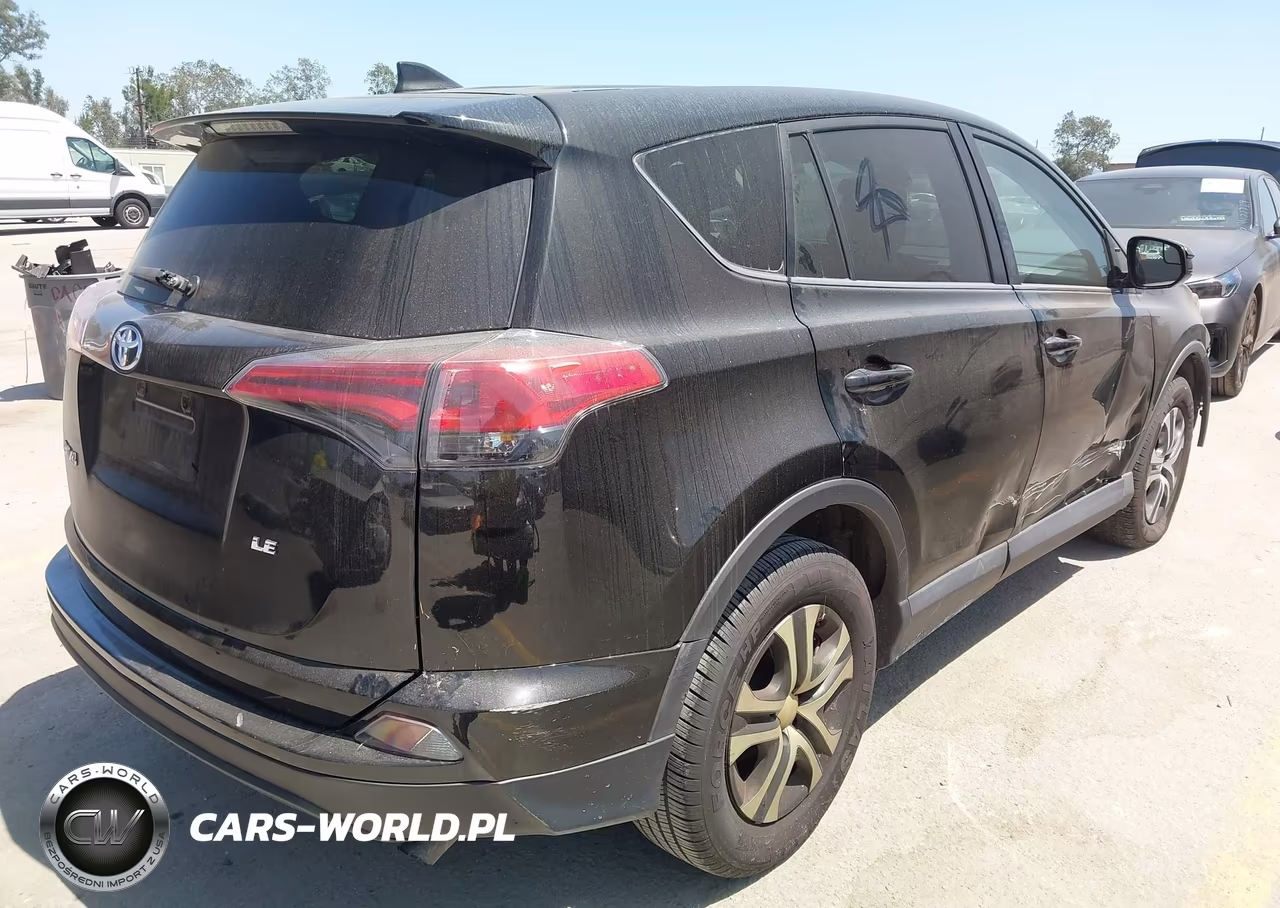 2018 Toyota Rav4 Le VIN:2T3ZFREV0JW419428 - 4