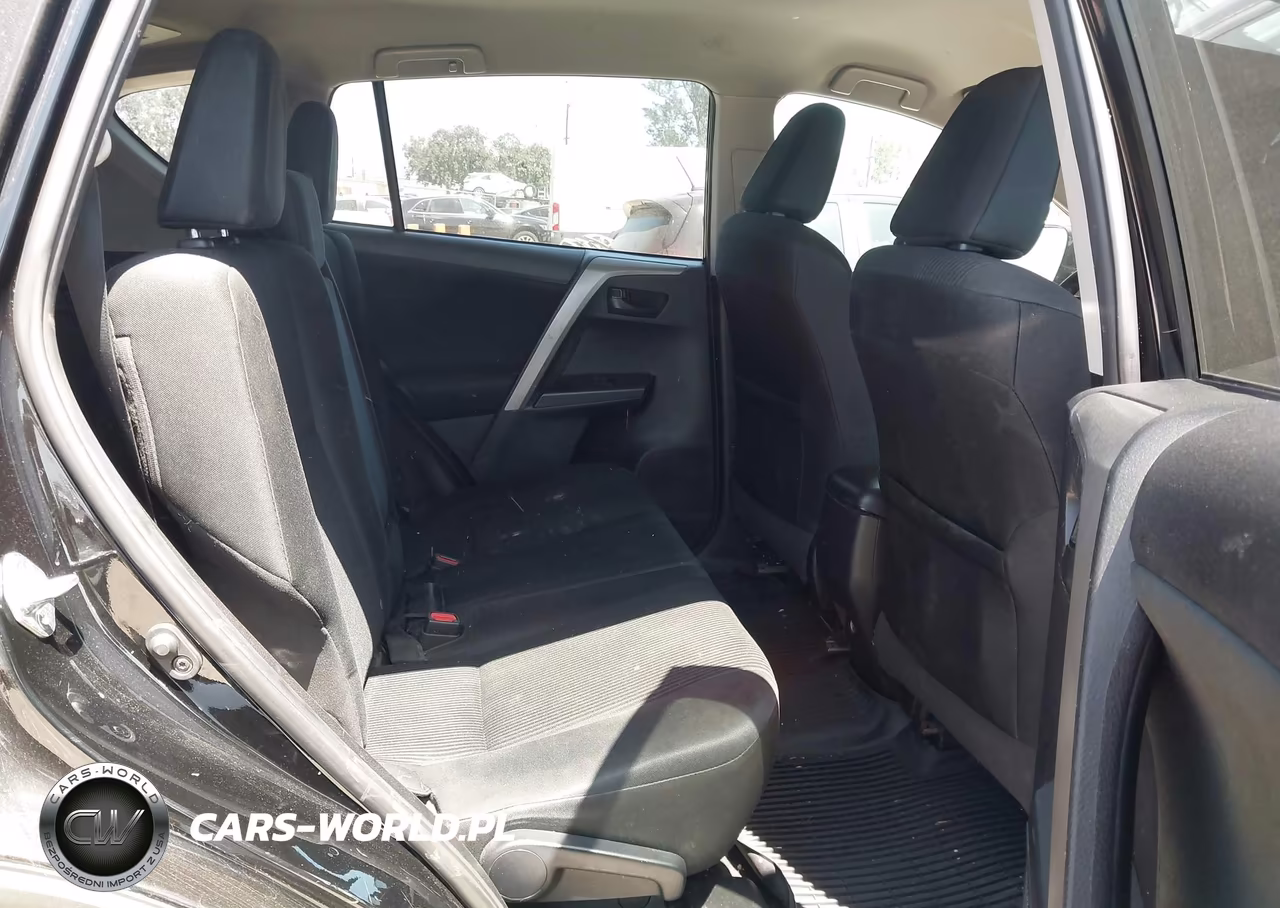 2018 Toyota Rav4 Le VIN:2T3ZFREV0JW419428 - 8