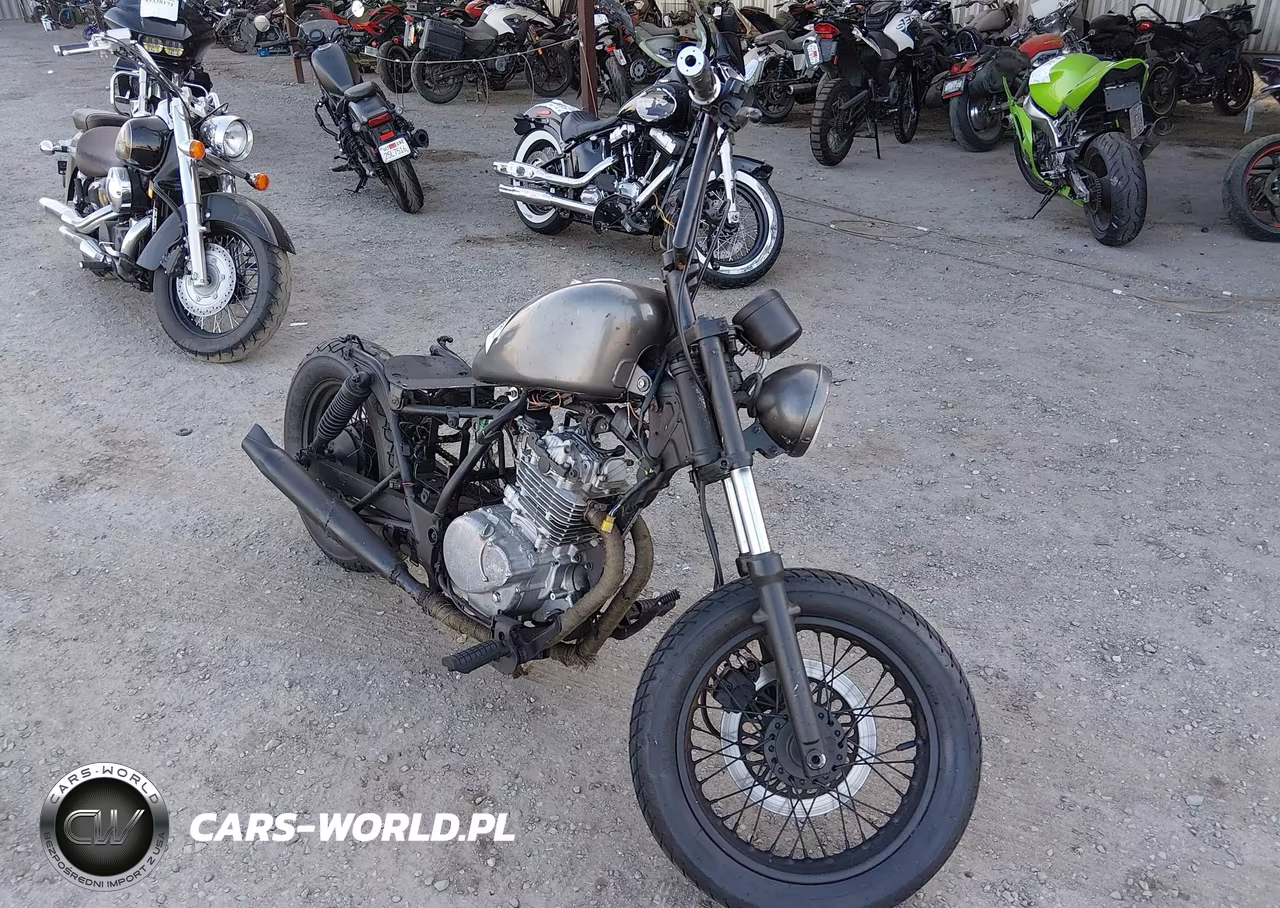 2002 Suzuki Gz250 – zdjęcie 1 z 12