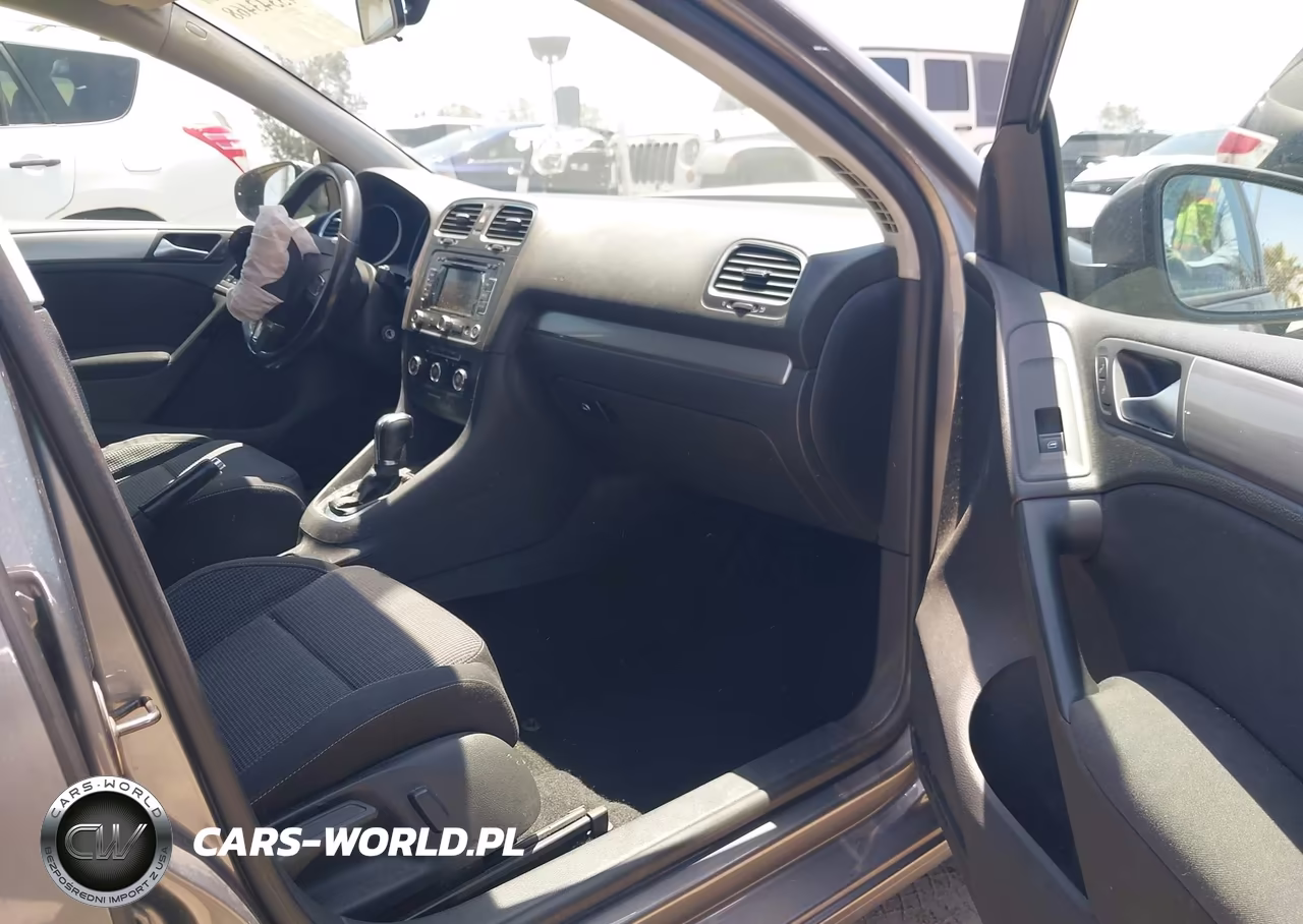 2012 Volkswagen Golf Tdi 4-Door VIN:WVWDM7AJ9CW133606 - 5