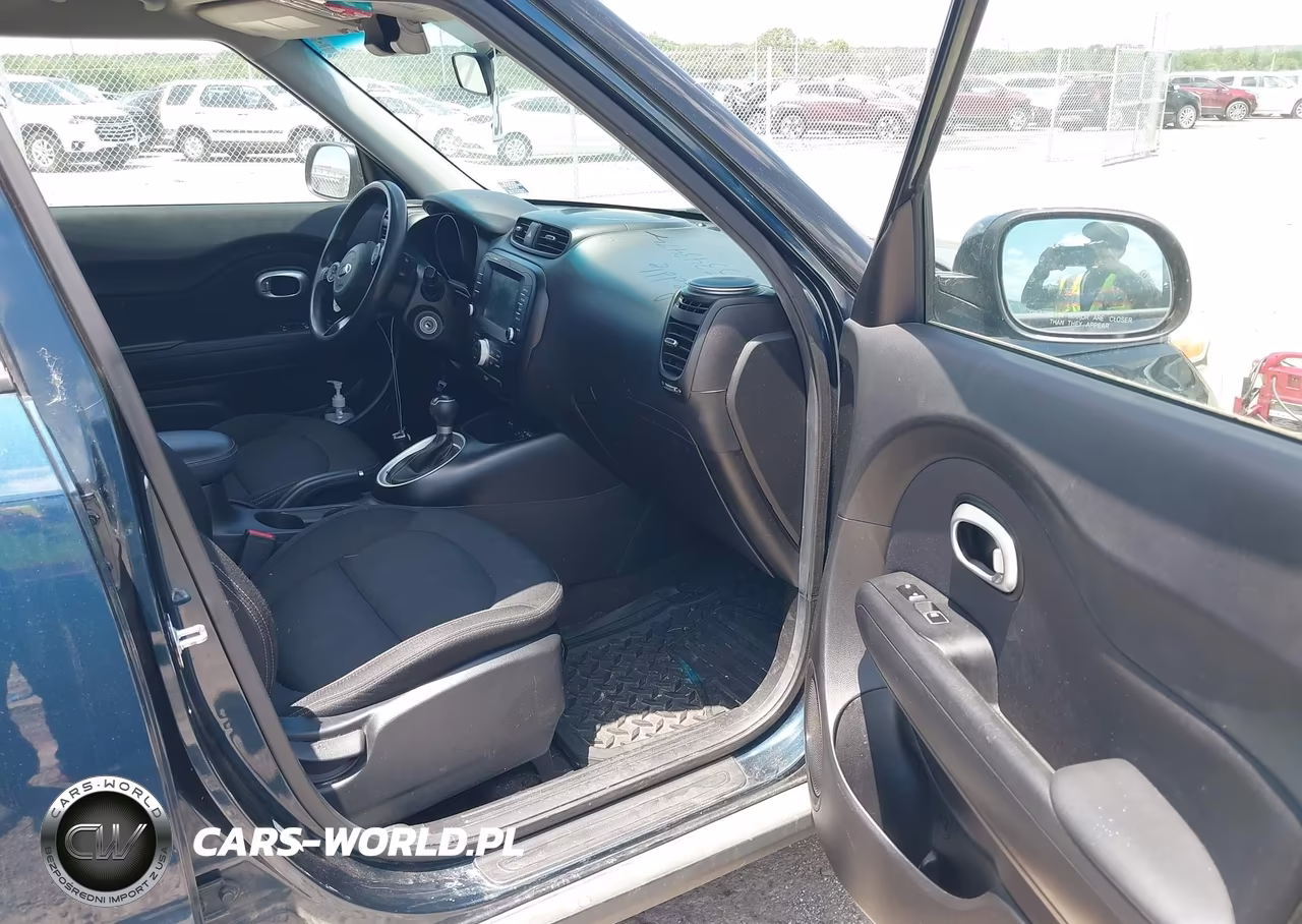 2018 Kia Soul + VIN:KNDJP3A50J7596246 - 5