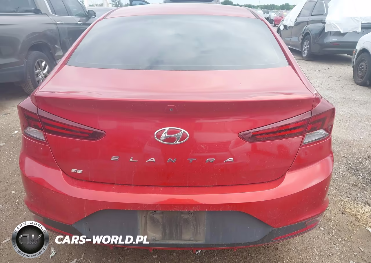 2019 Hyundai Elantra Se VIN:5NPD74LF4KH490887 - 16